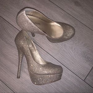 SPRING gold platforms